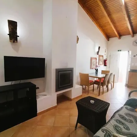 Holiday home Casa Roma Raposeira (Faro)